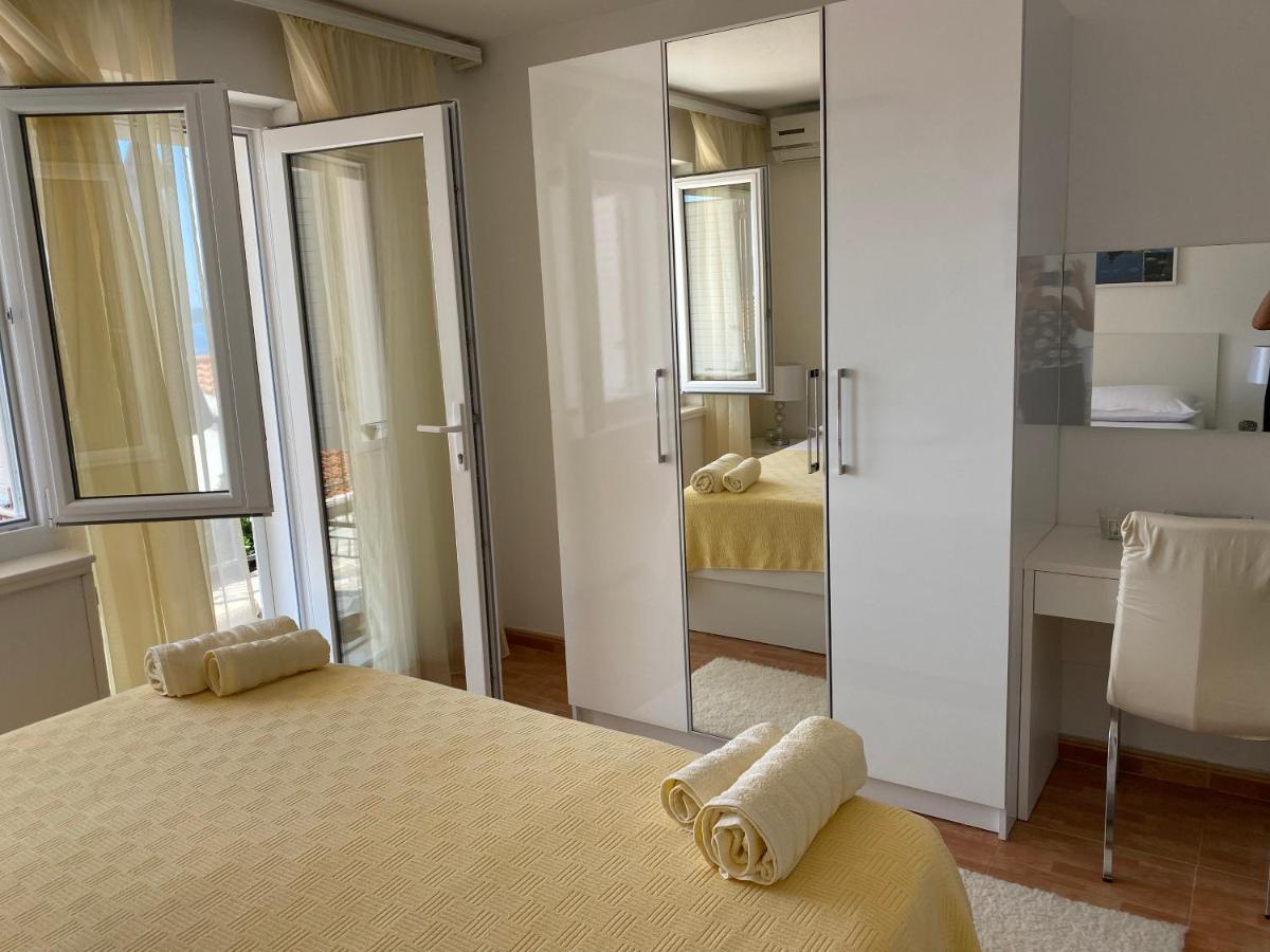 Apartamento House Bartulovic Brela Exterior foto